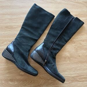 NWOT Aquatalia Black Nubuck Knee High Boots Made in Italy Size 10